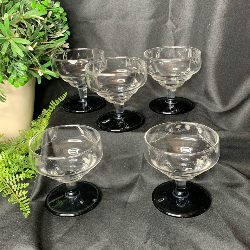 Set of 5 vintage black stem champagne coupe / sherbet / dessert glasses